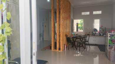 Jual Rumah Megah Luas 121 m2 Area Kedungmundu, Semarang
