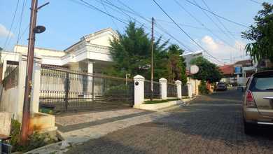 Rumah Modern area Banyumanik, Semarang, Luas 297 m2