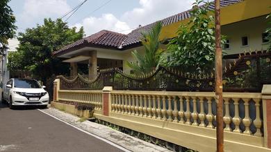Rumah Modern area Banyumanik, Semarang, Luas 182 m2