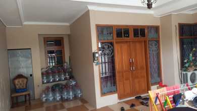 Jual Rumah Cantik LT 250 m2 di Banyumanik, Semarang