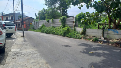 Tanah Komersial Dekat Jalan Raya Kawasan Banyumanik