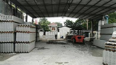 Workshop Gudang di jl Abdulrahman Saleh Semarang Barat