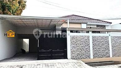 Rumah Premium di Semarang Tengah, Semarang, Luas 250 m2