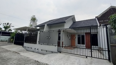 Rumah Eksklusif LT 75 m2, di Mranggen, Demak