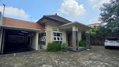 Kesempatan Langka, rumah Mewah di Candisari, Semarang, LB 300m²