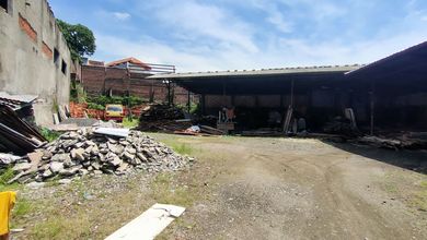 Dijual Gudang di Jl.Kedungmundu ry dekat akses tol Semarang 