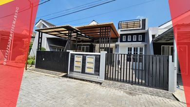 Jual Rumah Cantik LT 130 m2 di Sambiroto, Semarang