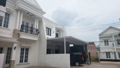 Rumah Mewah Luas 100 m2, area Cilodong, Depok