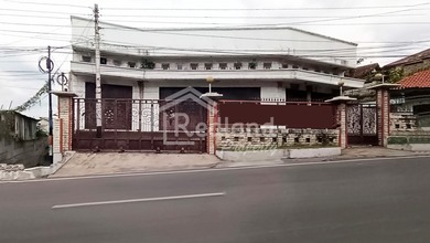 Rumah Unfurnished Daerah Strategis di Candisari