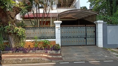 Rumah Tua Hitung Tanah Di Jalan Lembang Terusan Menteng