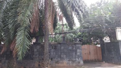 Jual Rumah Mewah Luas 939 m2 Kawasan Lebak Bulus, Jakarta Selatan