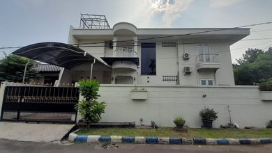 Jual Rumah Siap Tinggal di Serpong Villa Melati Mas, Tangerang Selatan, Luas 312 m2