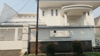 Rumah Elit Luas 836 m2, di Permata Hijau, Jakarta Selatan