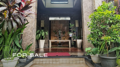 Jual Rumah Siap Tinggal di Pondok Indah, Jakarta Selatan, LT 439 m2