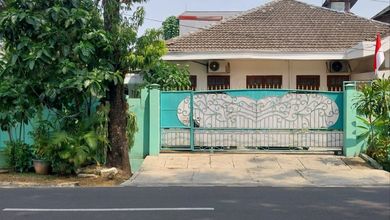 Rumah Area Premium Panglima Polim, Jakarta Selatan - Harga Menarik 26,5 Miliar