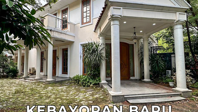 Rumah Mewah 2 Lantai di Prime Area Kebayoran Baru