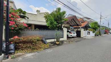 Jual Rumah Siap Tinggal area Tebet, Jakarta Selatan, LT 695 m2