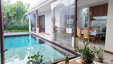 Rumah Mewah Luas 210 m2, di Ubud, Gianyar