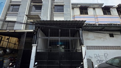 Rumah Modern area Jelambar, Jakarta Barat, LT 250 m2