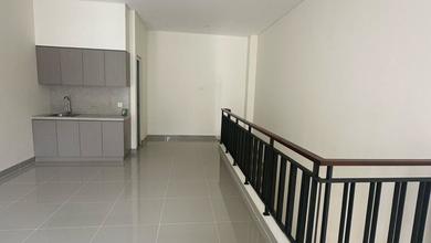 Dijual Ruko Ukuran Besar Siap Pakai Menghadap Jalan Raya