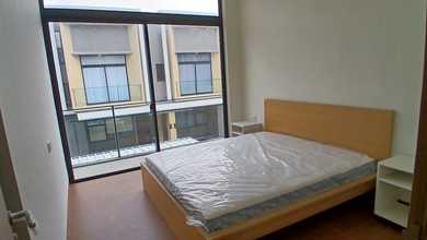 Rumah Mewah di BSD, Tangerang, 3 KT, LT 84m²