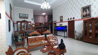 Rumah Modern Luas 220 Jual di Bandung Timur, Bandung