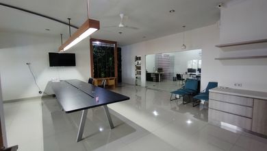 Rumah Premium di Kopo, Bandung, Luas 250 m2