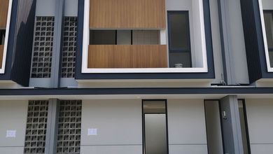 Rumah Modern Luas 72 Jual di Taman Kopo Indah, Bandung