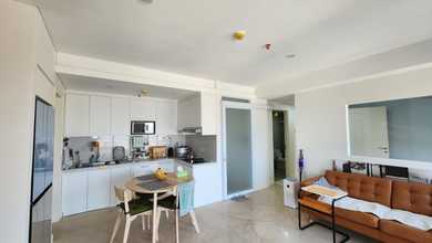 Jual Unit Apartemen Siap Huni 3BR Semi Furnished Kondisi Bagus
