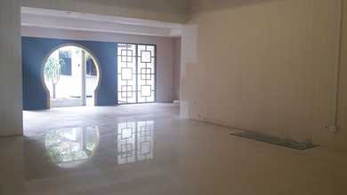 Gedung Komersil Strategis 600m2 Dijual di Bandung Kota