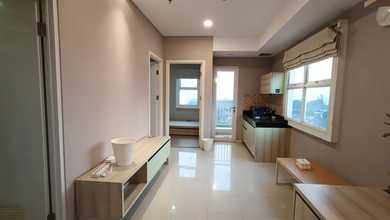 Jual Unit Apartemen Siap Ditempati 2BR Semi Furnished Kondisi Bagus