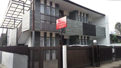 Jual Rumah Siap Tinggal area Lembang, Bandung, Luas 242 m2