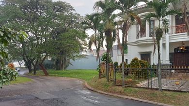 Rumah 2 Lt Mewah Nyaman, Luas 500m2 Di Boulevard Raffles Hills Cibubur