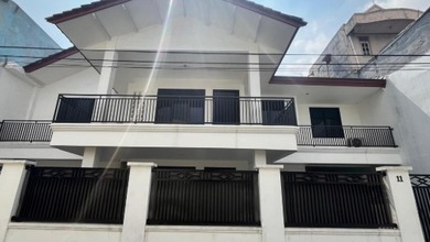 RUMAH TINGKAT DI TANJUNG PRIOK, JAKARTA UTARA; LT.218 m2; SHM