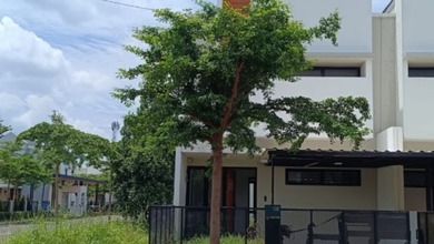 RUMAH DI GARDENS AT CANDI SAWANGAN, CLUSTER SAVIYA; LT.141m2; SHM