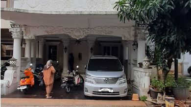 Jual Segera Rumah Elit di Legenda Wisata, Bogor, Luas 119 m2