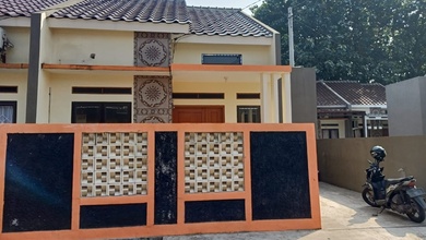Rumah Cantik; Luas 90m2 Di Komplek Mulqin Mansion Bojong Sari Depok