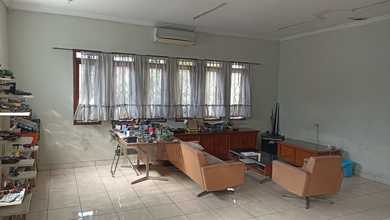 Rumah Modern di Regol, Bandung, LT 560 m2