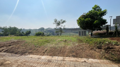 Jual Tanah Kawasan Komplek Kota Baru Parahyangan View Danau dan Taman