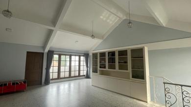 Rumah Modern Luas 150 Jual area Bandung Kota, Bandung