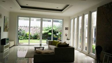Jual Rumah Bagus Luas 476 m2 area Sukasari, Bandung