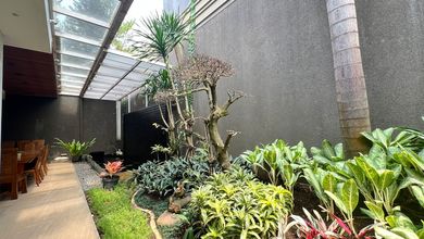 Jual Rumah Terkini area Kota Baru Parahyangan, Bandung LT 630 m2