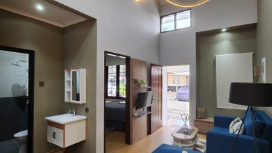 Rumah Elit Luas 73 m2, area Kota Baru Parahyangan, Bandung