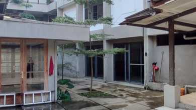 Ruang Usaha Lokasi Strategis Dekat Kampus di Sayap Dago Bandung