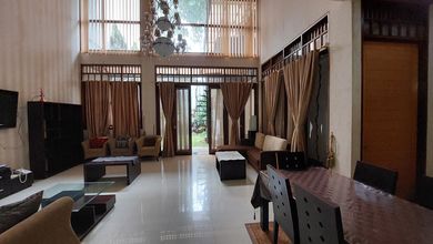 Rumah Mewah Luas 246 m2, area Pajajaran, Bandung