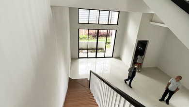 Rumah Modern Luas 145 Jual di Pondok Hijau, Bandung