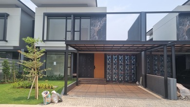 Rumah Sewa Cocok untuk Tinggal dan Kantor Kawasan Kota Baru Parahyangan, Bandung
