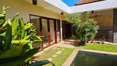 Hunian Elite di Kawasan Jimbaran, Badung, LB 150m², Harga 3,3 Miliar
