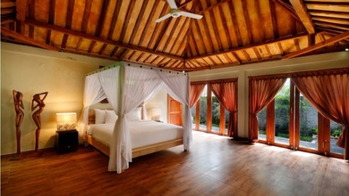 Jual Rumah Megah Luas 300 m2 Kawasan Ubud, Gianyar
