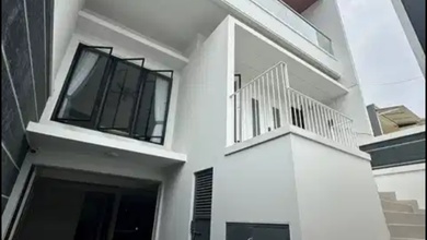 Rumah Modern LT 120 Jual di Bojong Indah, Jakarta Barat